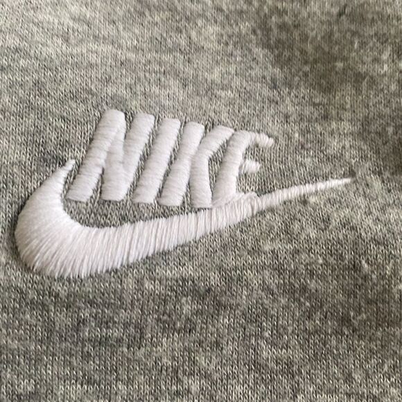 Men’s Nike pullover hoodie. Kangaroo pouch pocket. White. 2XL Cowl neck - Picture 4 of 7